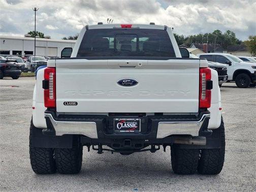 2024 Ford F-350 Lariat Super Duty