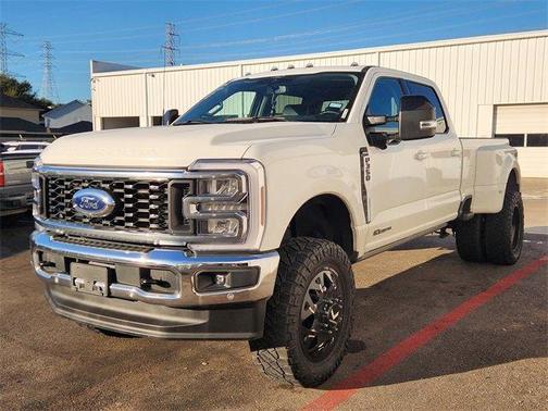 2024 Ford F-350 Lariat Super Duty