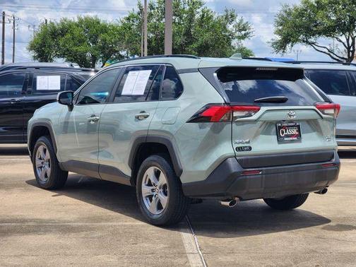 Magnetic Gray Metallic 2022 Toyota RAV4 XLE