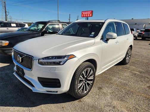 2021 Volvo XC90 T5 Momentum 7 Passenger