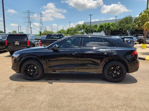 2021 Audi Q8 55 Premium