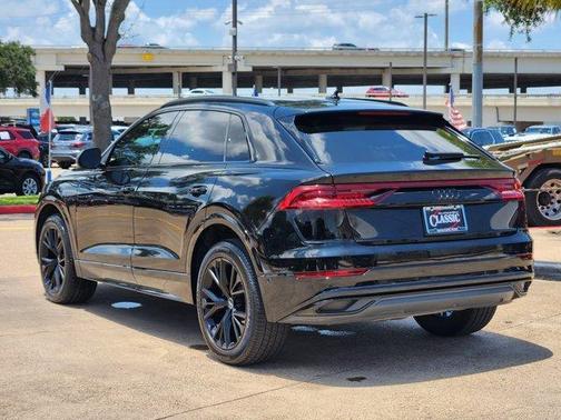 2021 Audi Q8 55 Premium