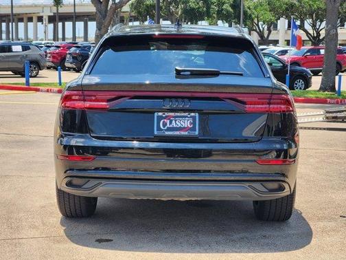 2021 Audi Q8 55 Premium