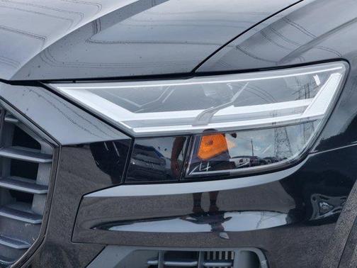 2021 Audi Q8 55 Premium