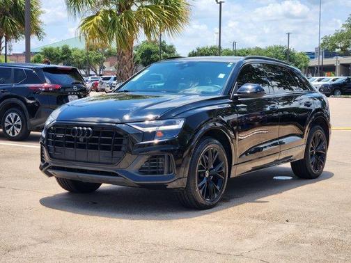 2021 Audi Q8 55 Premium