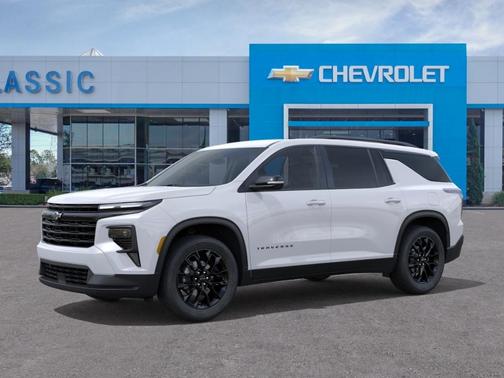 White 2026 Chevrolet Traverse LT