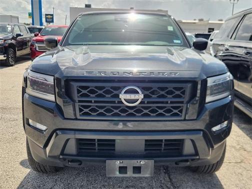 2023 Nissan Frontier SV