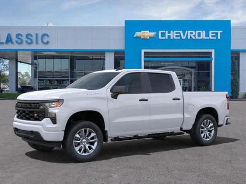 2025 Chevrolet Silverado 1500 Custom