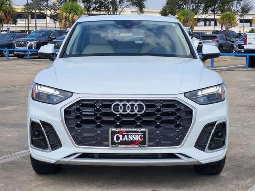 2022 Audi Q5 45 S line quattro Premium