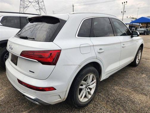 2022 Audi Q5 45 S line quattro Premium