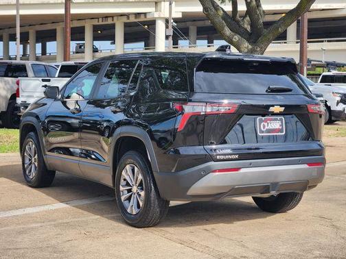 Mosaic Black Metallic 2026 Chevrolet Equinox LT