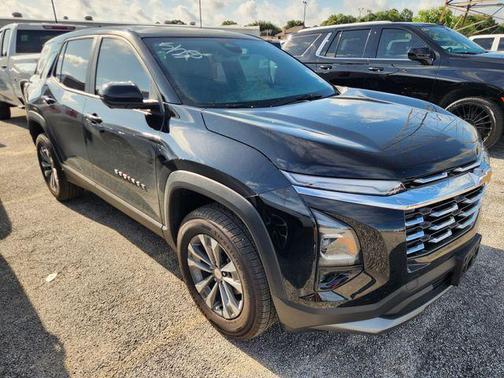 Mosaic Black Metallic 2026 Chevrolet Equinox LT