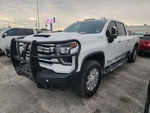 Summit White 2025 Chevrolet Silverado 3500 High Country