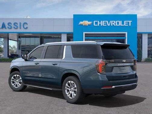 2025 Chevrolet Suburban LS