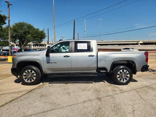Sterling Gray Metallic 2024 Chevrolet Silverado 2500 Custom