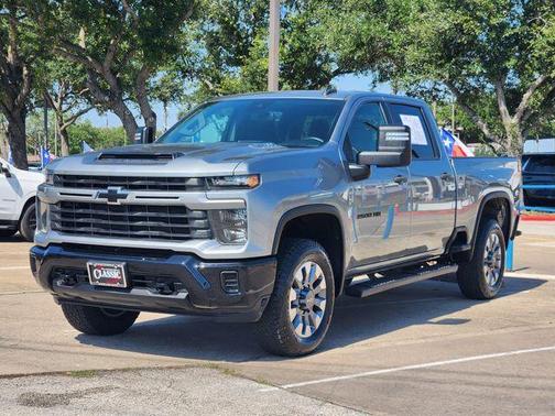 Sterling Gray Metallic 2024 Chevrolet Silverado 2500 Custom