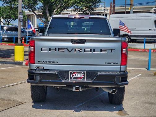 Sterling Gray Metallic 2024 Chevrolet Silverado 2500 Custom
