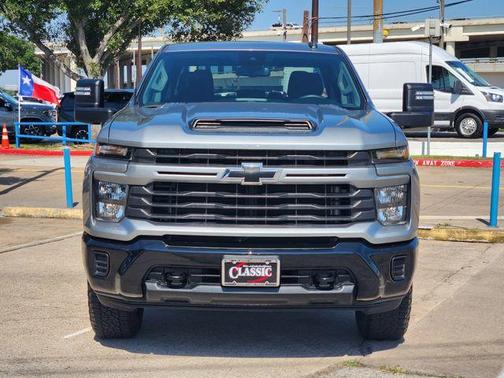 Sterling Gray Metallic 2024 Chevrolet Silverado 2500 Custom