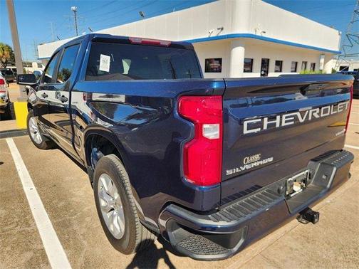 2020 Chevrolet Silverado 1500 Custom