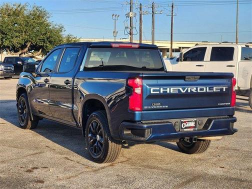 2020 Chevrolet Silverado 1500 Custom