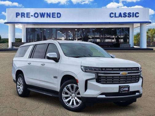 Iridescent Pearl Tricoat 2024 Chevrolet Suburban Premier