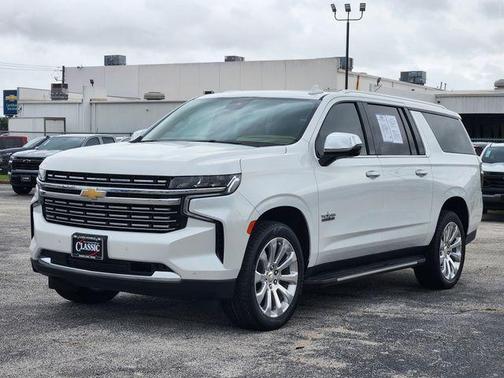 Iridescent Pearl Tricoat 2024 Chevrolet Suburban Premier