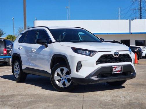 2021 Toyota RAV4 LE