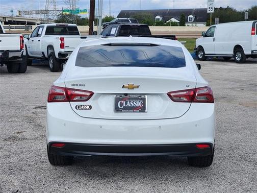 2024 Chevrolet Malibu 2LT