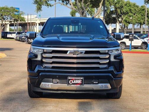 2022 Chevrolet Silverado 1500 High Country