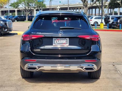 2025 Mercedes-Benz GLC 300 Base