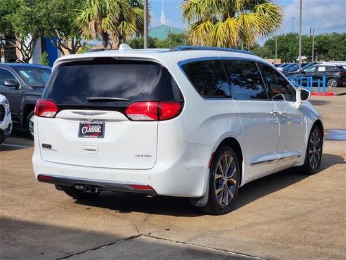 2017 Chrysler Pacifica Limited