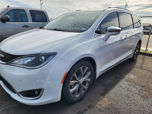 2017 Chrysler Pacifica Limited