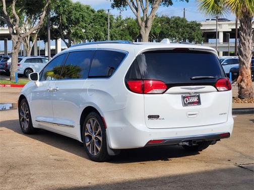 2017 Chrysler Pacifica Limited