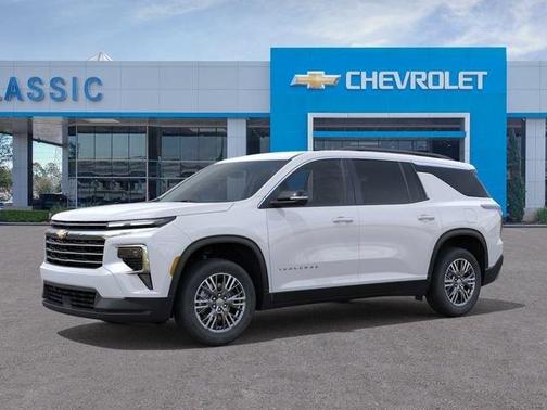 White 2026 Chevrolet Traverse LT