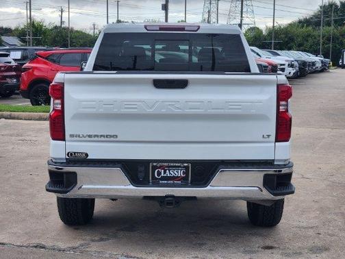 Summit White 2024 Chevrolet Silverado 1500 LT