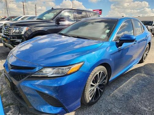2018 Toyota Camry LE