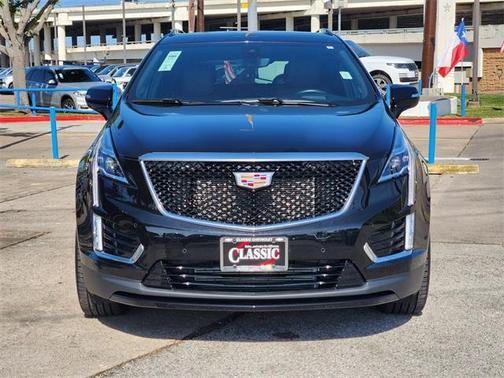 2025 Cadillac XT5 Sport