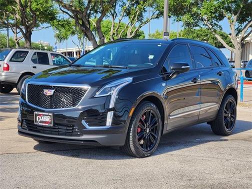 2025 Cadillac XT5 Sport