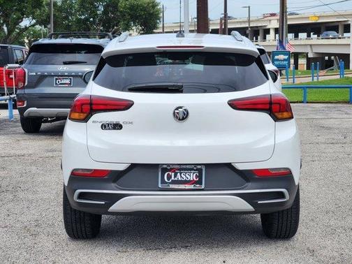 2022 Buick Encore GX Select