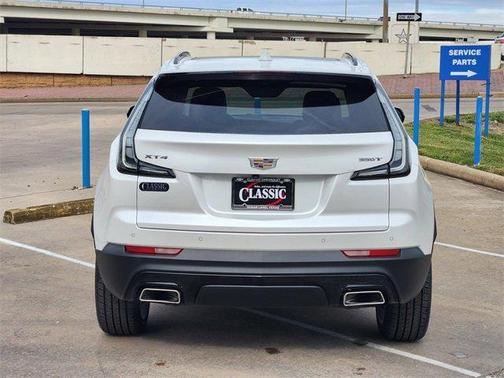 2023 Cadillac XT4 Sport