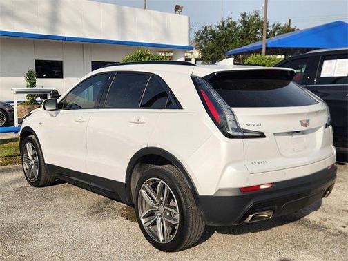 2023 Cadillac XT4 Sport