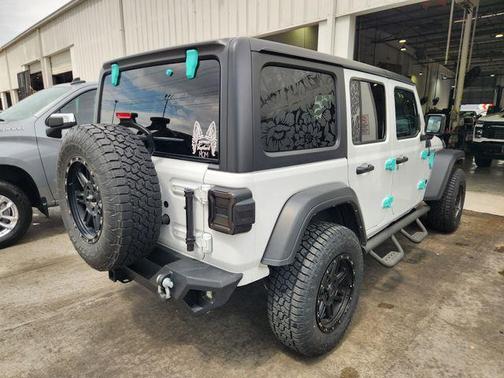 Bright White Clearcoat 2021 Jeep Wrangler Unlimited Sport