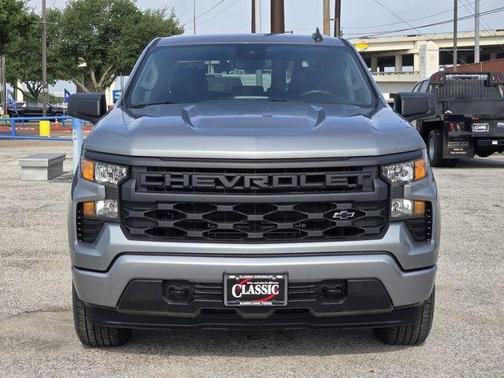 Sterling Gray Metallic 2023 Chevrolet Silverado 1500 Custom