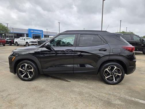 Mosaic Black Metallic 2022 Chevrolet Trailblazer RS