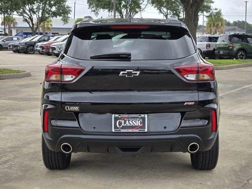 Mosaic Black Metallic 2022 Chevrolet Trailblazer RS