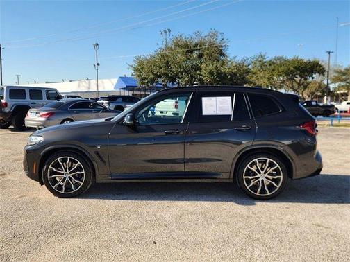 2022 BMW X3 M40i