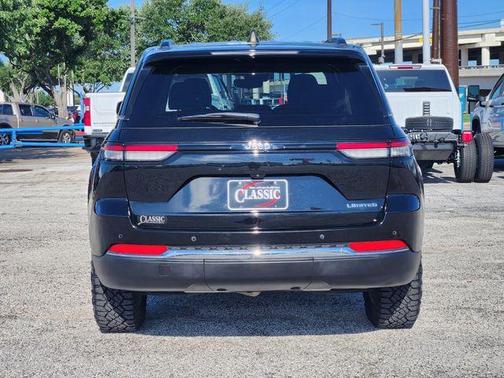 Diamond Black 2023 Jeep Grand Cherokee Limited