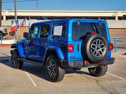 2024 Jeep Wrangler Sahara