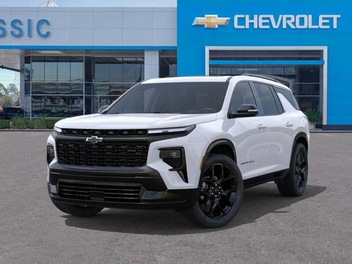 White 2026 Chevrolet Traverse RS