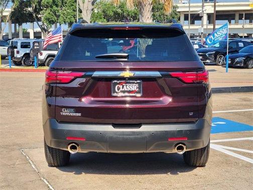 2022 Chevrolet Traverse LT Cloth